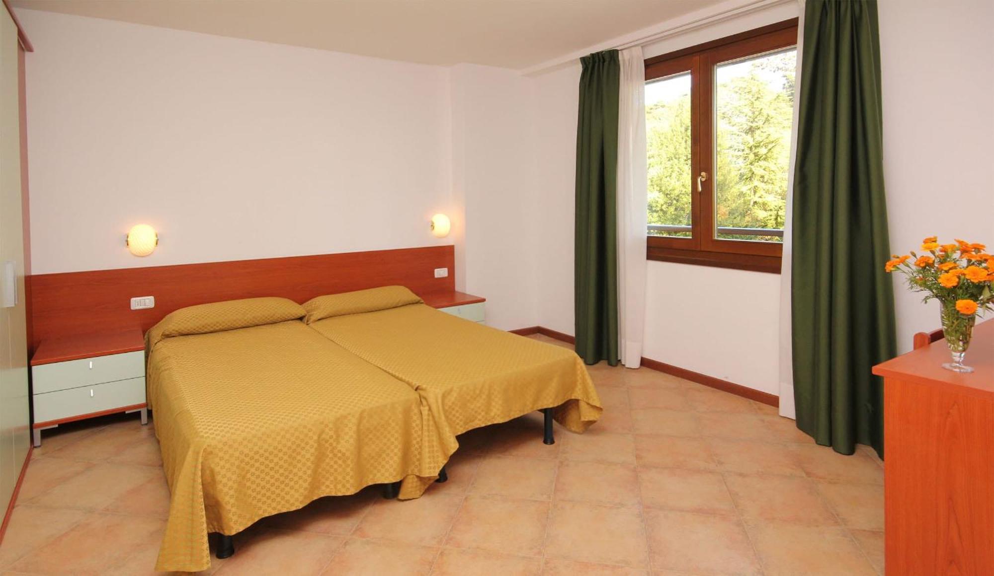 Hotel Residence Campi Tremosine Стая снимка