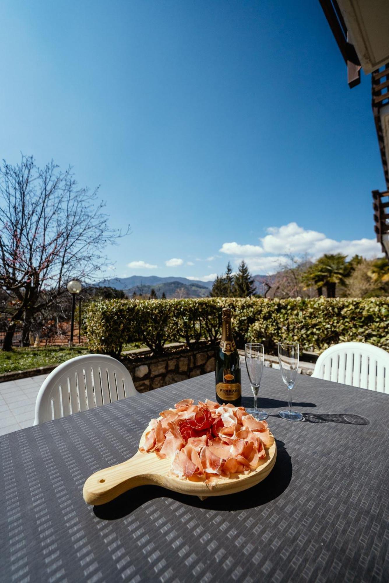 Hotel Residence Campi Tremosine Стая снимка