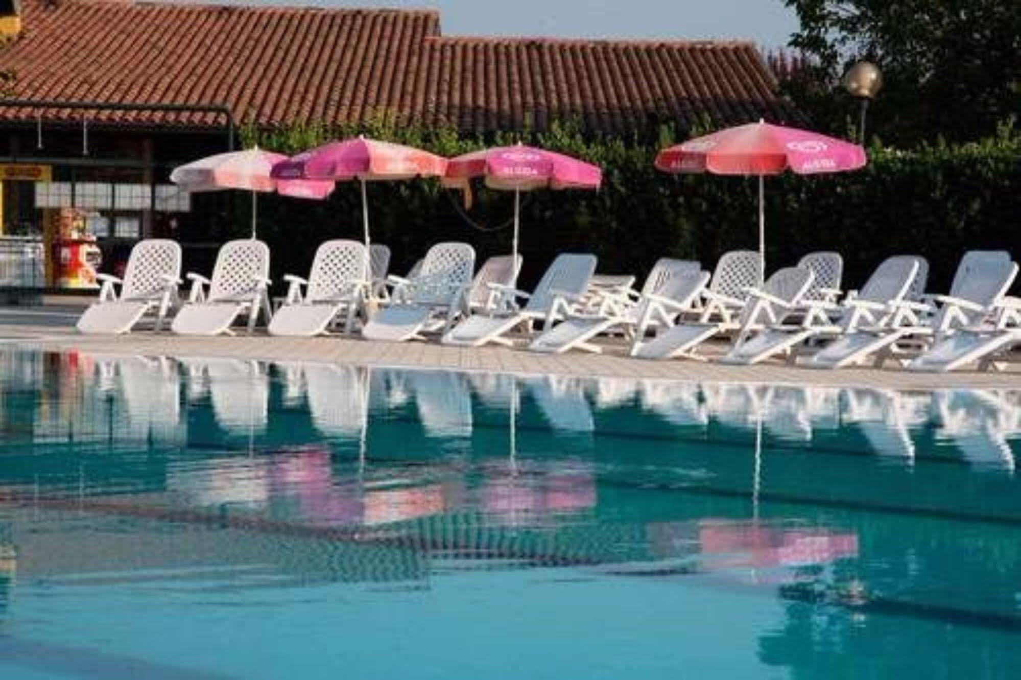 Hotel Residence Campi Tremosine Екстериор снимка