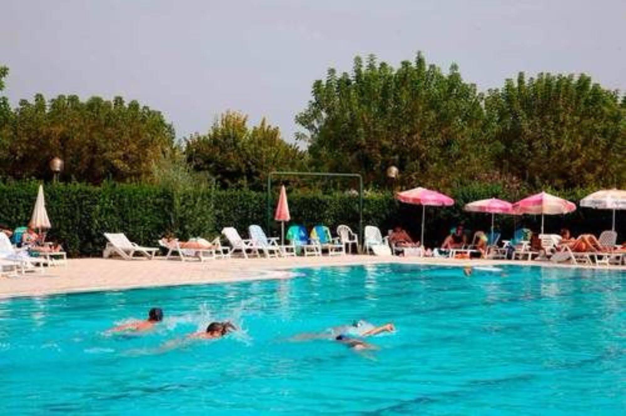 Hotel Residence Campi Tremosine Екстериор снимка